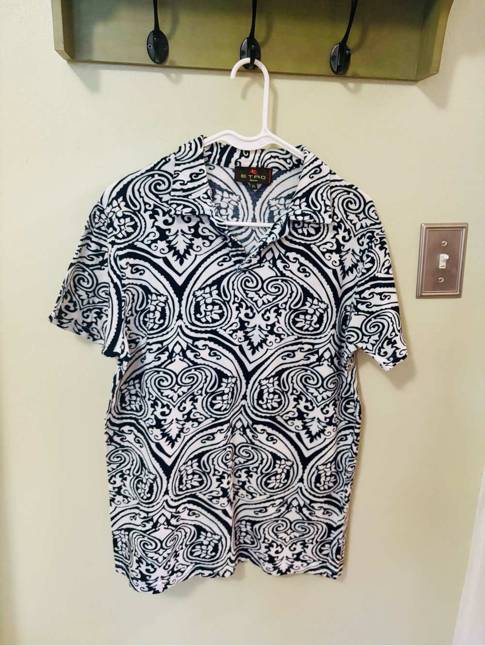 Etro Black & White Ornamental Short Sleeve Polo